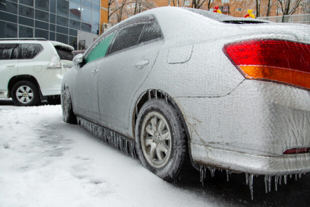 Frozen Out: How to Safely Unfreeze Your Car or Home Lock